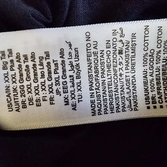 Amazon Essentials T-Shirt - Picture 4 of 4